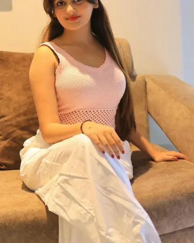 Siuri Call Girls Service